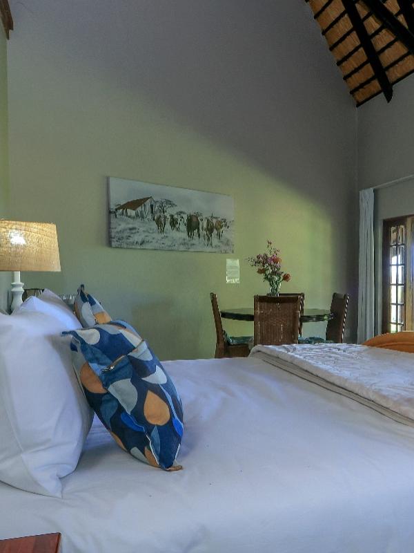 Unit 4 King Bed